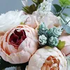 Fiori di nozze in stile europeo bouquet da sposa con nastro in pizzo