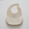 Bibs burp tessuti leggeri bavaglie per bavagie alimentari in silicone impermeabile e resistente all'olio borsetto portatile sacca y240412