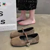 Lässige Schuhe weiche weibliche Turnschuhe flacher Mund Slip-on-Kleid Flat Frauen Quadrat