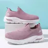 Chaussures décontractées Slip-ons augmente la hauteur Boot blanc pour les femmes Flats Sneakers sportifs pour femmes Jogging Jogging Celebrity Resell