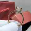 18k Rose Gold Placed 2 Diamond Test oltre D Color Head Engagement Ring per donne Classic Gemstone Gioielli240412