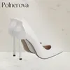 Chaussures habillées Blanc Véritable pompes en cuir fleur talon de style concepteur classique Banquet pointu couleurs personnalisées pour femmes mariage