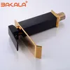 Robinets de lavabo de salle de bain Bakala Golden / Black Waterfall Faucet Brass Bassin Mixin Tap Cold Raindeur