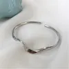 Bangle mode stijlvolle meisjes buigen boog watergolfpatroon openen eenvoudige armband vrouwen geschenk sieraden