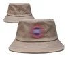 Cappelli di design Sunhats Caps Designer Cappelli a secchio per uomo donna Resort estivo traspirante Sun Protezione da sole P2