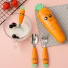 Conjuntos de utensílios de jantar rabanete portátil Falhe de talheres de cenoura para crianças 18/10 Faca de aço inoxidável para crianças