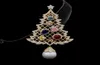 2022 Luxury Designer Pearl Brooch Christmas Tree Pin pour les femmes avec des bijoux de mode en zircone cubique Femme Nouvel An 1563417