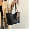 New women's bag Tote bag simple fashion large capacity shoulder bag commuter bag book bag computer bag shopping bag
