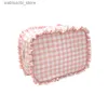 Cosmetic Bags 1pc Ruffle Plaid Cosmetic Bag Letter Patch Personalized Nylon Pink Bule Toiletry Bag New Travel Cosmetic Makeup Bag Organizer L49