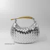 バッグVenata Botteega Purse Premium Small 29cm Sardine Design Metal Metal Woven 2024 Handheld Evening Dumpling Leather Fashion Bags Versatile Tote Mkix