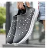 Casual Shoes Stor storlek Rhinestone Elastic Sock Men's and Women's Sports MD Sole Woven Dreatble Lightweight