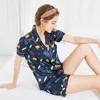 Hemkläder PS0276 Kvinnor Pyjamas Satin Silk Pyjamas Ladies Short Sleeve Sexig Sömmar Sleepwear Female för 2st Print Pyjama Set