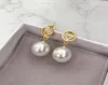 Luxury Pearl Earring Designer Bijoux pour femmes Gold Love Boucles d'oreilles Lettre Sonce d'oreille Fled F Hoops Chram Piercing Aretes avec boîte 8486223