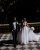 自由ho放な花嫁のためのラインウェディングドレス