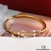 Bracelet pour femmes pour femme bracelet ongle Designer designer de haute qualité bijoux bracele en or pour femme petit modèle masque bracelets bracelets ongles.