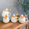 Tassen Cartoon Turnip Holzdeckel Keramik Tasse süße Kinderwasserbecher mit Löffel Home Kaffeetränk Milch