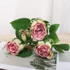 Dekorativa blommor 4 huvud silke konstgjord vit rose gren för bröllopsträdgård hem alla hjärtans dag dekoration falska