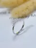 Klusterringar S925 Sterling Silver Crown-formad ring med lysande zirkon för flickor Enkel färsk stil lämplig fest eller dagligen