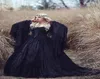 Gotik Siyah Dantel Cadılar Bayramı Balo Elbiseleri 2019 Bir Çizgi Özel Yapımlı Ruffles Şerit Trompet Uzun Kollu Ortaçağ Peri Vingate Akşam5174239