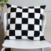 Luxe zwart -witte geruite kussens sofa schaakbord Noordse modelkamer zachte decoratie ontwerper geborduurd kussen
