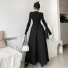 Vestidos casuais meio zíper preto para o estilo de design de saia longa e longa e tamanho es vestidos vestido de mulheres