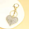 Keychains Lonyards strassons complètes Bling Heart Charm Keychain Girls Sweet Bijoux Hands Mands Key