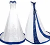 Royal Blue and White Wedding Dress Borduurwerkprinses Satin A Line Back Up Back Court Train Beaded Lange goedkope bruiloft GOW3829644