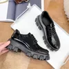 Chaussures décontractées Taille 35 41 High Heel Femmes Men Automne Fashion Patent Le cuir en cuir Plateforme de chandeurs pour femmes British Style