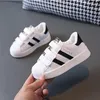 Zapatillas Kid Design White Sneakers Toddlers Girl Boy Mesh Ademende Casual Sport Shoes Kid Tennis 26y Skate Shoe Girls Shoe 240409