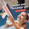 Песчаная игра в воду весело шипляется водяным пистолетом. Небольшой водяной пистолет для детской ванной комнаты для брызг с брызгими для брызг для мальчиков и девочек пляжного дрифта Q240413