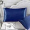 Travesseiro de travesseiro de seda imitação de cetim sólida el de cama azul marinho 2pc