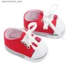 Sneakers fashionabla 43 cm ny baby docka canvas skor sportskor 18 tum tjej docka tillbehör runda spetsskor och strumpor q240413