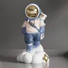 Nodisk heminredning astronauta figurdekoration sovrum accessoarer skrivbord accessoar kawaii rum dekor figurer för interiör 240329