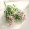 Fleurs décoratives 1pc fleur de marguerite artificielle avec plantes vertes Grass Plastique floral européen pour décoration de table de mariage à la maison