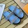 Designer Sandal Bom Dia äkta läder Sandal Slipper Casual Shoe Summer Beach Gladiator Mules Hasp New Womans Flat Slide Luxury Designer Sliders Sandale