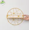 Dekorative Teller Eisenhandwerk kreative Aufbewahrung Display Regal Wand Hanging Rack Wohnzimmer Dekor Rahmen Büro Haus Schwarz Gold