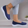 Lässige Schuhe Frauen 2024 Hochwertige gestrickte vulkanisierende atmungsaktive Sneakers Flat Heel Slip-on Damen