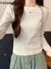 女性用Tシャツアメリカンカラーコントラストストライプ長袖ブラウス秋ピュアコットンスリムボディカレッジスタイルグラフィック