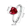 Anelli a grappolo Anello Moissanite 2CT per donne 925 Sterling Silver Heart Band Banda Diamond Farebbe Luxury