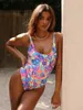 Piecedas de uma peece sexy panwearwear mulher 2023 maiô de uma peça de maiô de traje de banho fêmea para mulheres de praia maillot de bain monokini