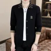 2024 Luxury Mens Prillers Designer Sweater Cardigan Pocane Pocket à manches longues ShirtsCouple Sweater Mingle Black Khaki M-4xl