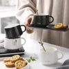 Cups Saucers Europese stijl Persoonlijkheid Zwarte Koffie Mok Ceramisch herbruikbare thee en Nordic Ins Style Licht Luxe Espresso