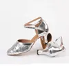 Танцевальная обувь Shengzixue Женская латинская настройка каблука Pu Buckle Bargle Silver Gold Dancing для женщин
