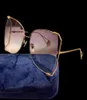 Óculos de sol de verão para mulheres estilo antiultravioleta retro 0252 Placa Faça Óculos de moda de moda completa Box7840140