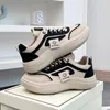 Scarpe casual autunno coreano coreano traspirante con una piattaforma di scarpe da donna traspirante slittamento in concisa per le donne