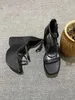 Piattaforma di sandali a testa quadrata heel heel zeppe zeppe interne sottili sandles alti tacchi sandali estivi infradito per le donne fingent slide 240228