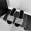 Sandalias de diseñador Sliders Sliders Sandals Flofer Pool Casco Casual Man Mule Mujeres Slides Sexy Girl Summer Beach Designante de lujo Tobogán