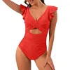 Kvinnors badkläder 2024 S-XL Splicing Ruffled Frilled Women One-Piece Swimsuit Kvinna V-Neck Solid Color Bather Bathing Swim Clothes