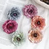 Dekoratif çiçekler 10 pcs 6cm yapay sahte çiçek Gerbera ev dekoru düğün dekorasyon süslemesi diy buket çelenk hediye aksesuarları