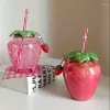 Waterflessen schattige transparante aardbeienumbler met deksel en stro kawaii plastic beker online beroemdheid creatief fruitfles feest